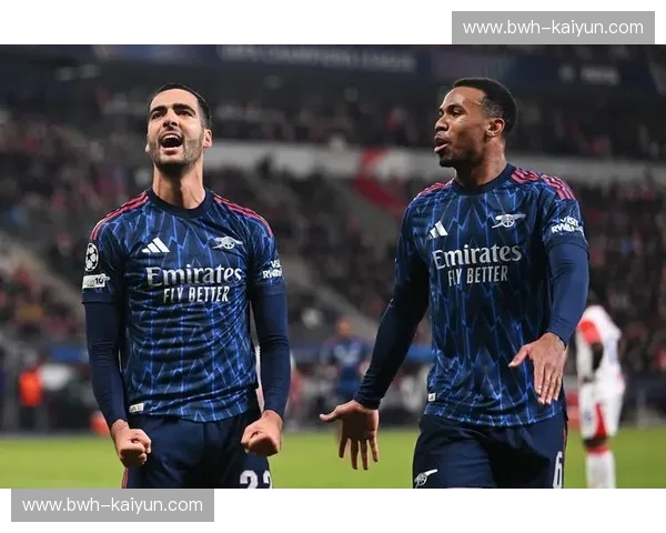 伊斯坦布尔的蓝色火焰:加拉塔萨雷与阿森纳的欧冠史诗之夜 伊斯坦布尔的蓝色火焰:加拉塔萨雷与阿森纳的欧冠史诗之夜